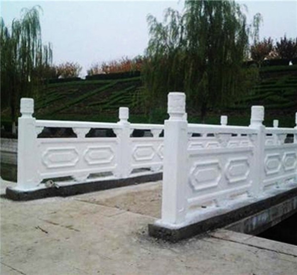 石栏杆